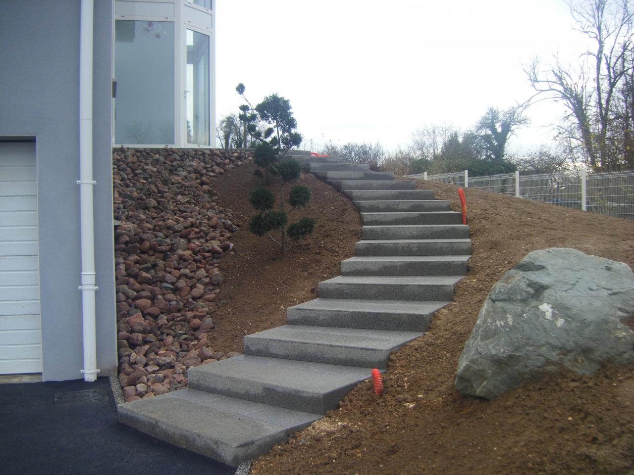 Création d'escalier en béton à Lucey