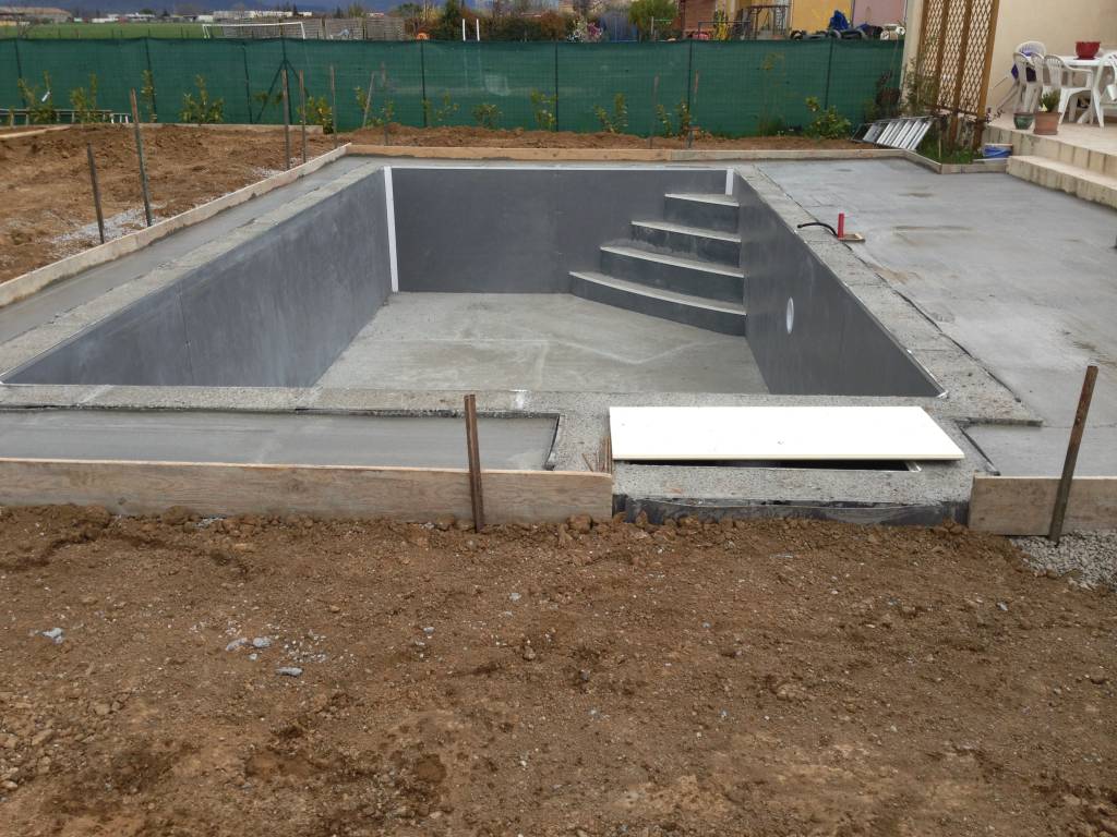 Création piscine béton dans la Meurthe-et-Moselle